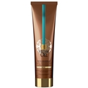 Crème universelle 150ML
Crème de brushing multi-usages. Inspirée de la tradition de la Grèce antique qui consistait à enduire le corps et la chevelure d’huiles. Le secret de votre coiffeur pour une chevelure protégée et régénérée.
Hautement concentré en huile d’argan issue d’un commerce équitable et enrichi en huile d’amande douce, ce baume crémeux fond dans la chevelure pour apporter de la nutrition, faciliter le lissage et discipliner.
Il peut être utilisé en pré-shampooing, en après-shampooing, ou en préparation avant le brushing. Contrôle du volume pendant 96h*.
*Test instrumental. Testée sous contrôle dermatologique. Sans parabène. Image de Crème universelle